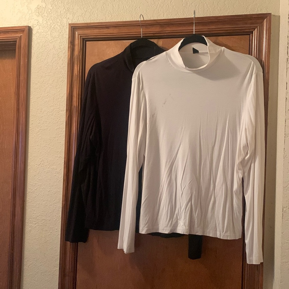Set of 2 (Black & White) Plus size long sleeve turtleneck T-shirts